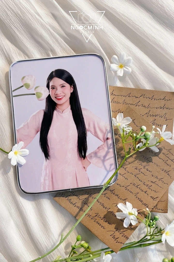 in ảnh tráng gương web 9